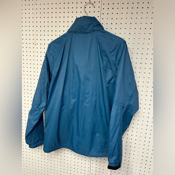 Baleaf Windbreaker With Hoodies - Picture 4 of 6
